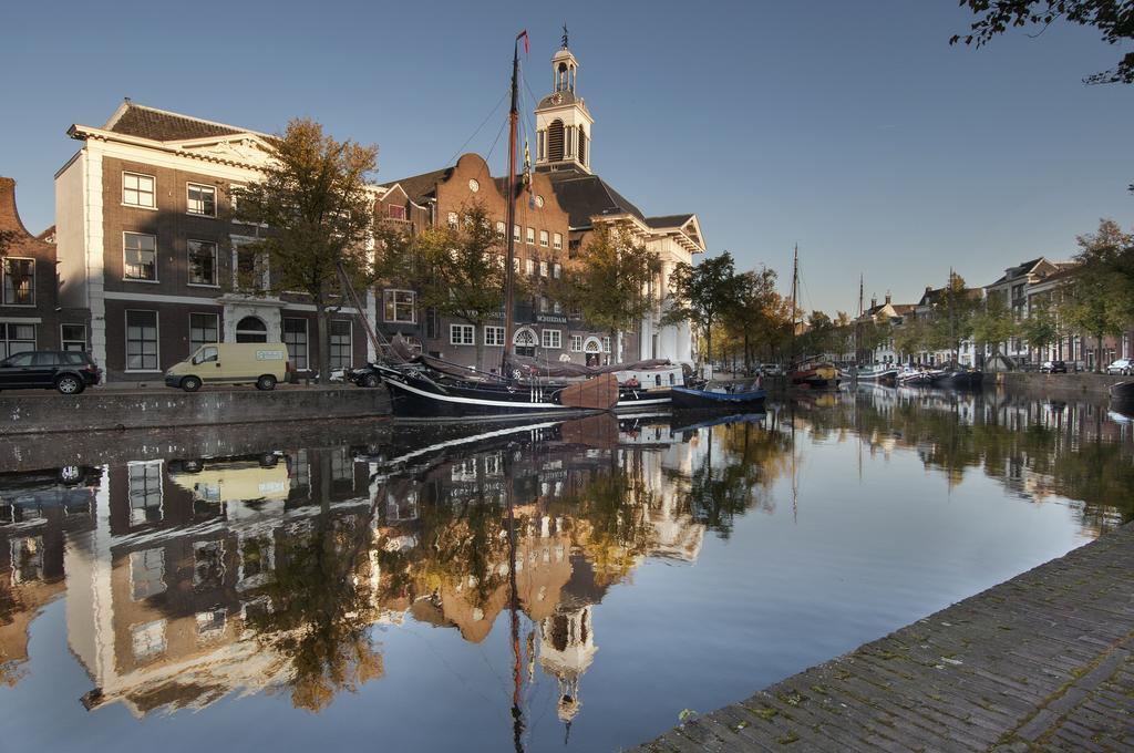 B&B De Schiedamse Suites Exteriör bild