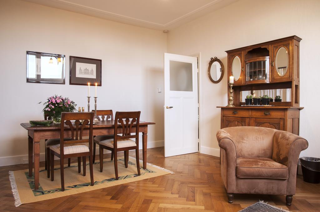 B&B De Schiedamse Suites Rum bild